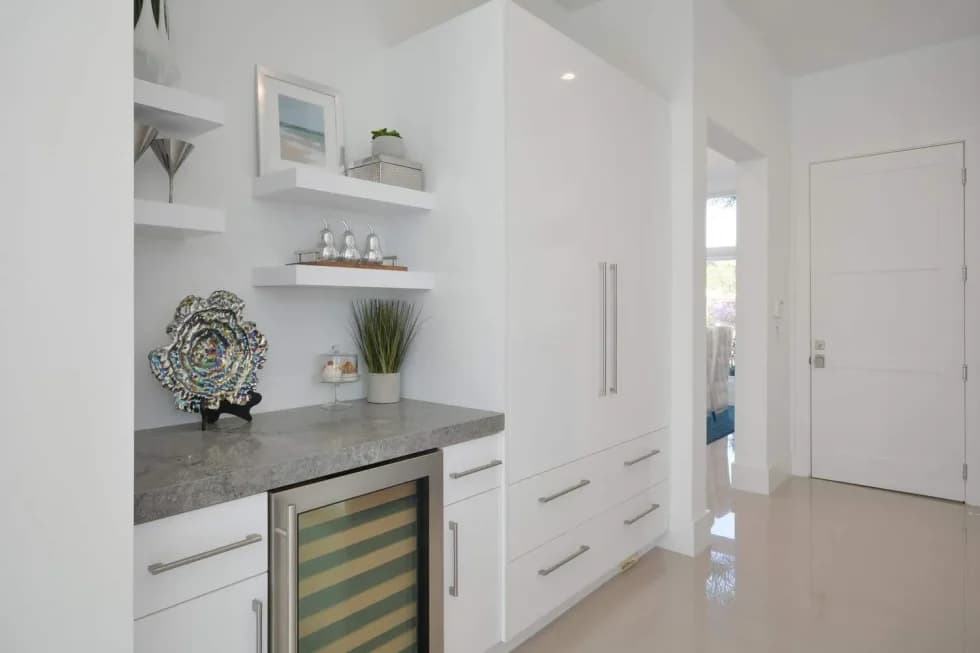 Timeless custom cabinetry design in a Coral Gables kitchen