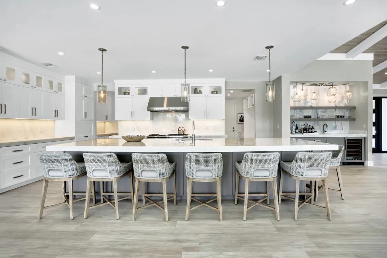 Modern custom cabinetry layout in a Boynton Beach, FL kitchen