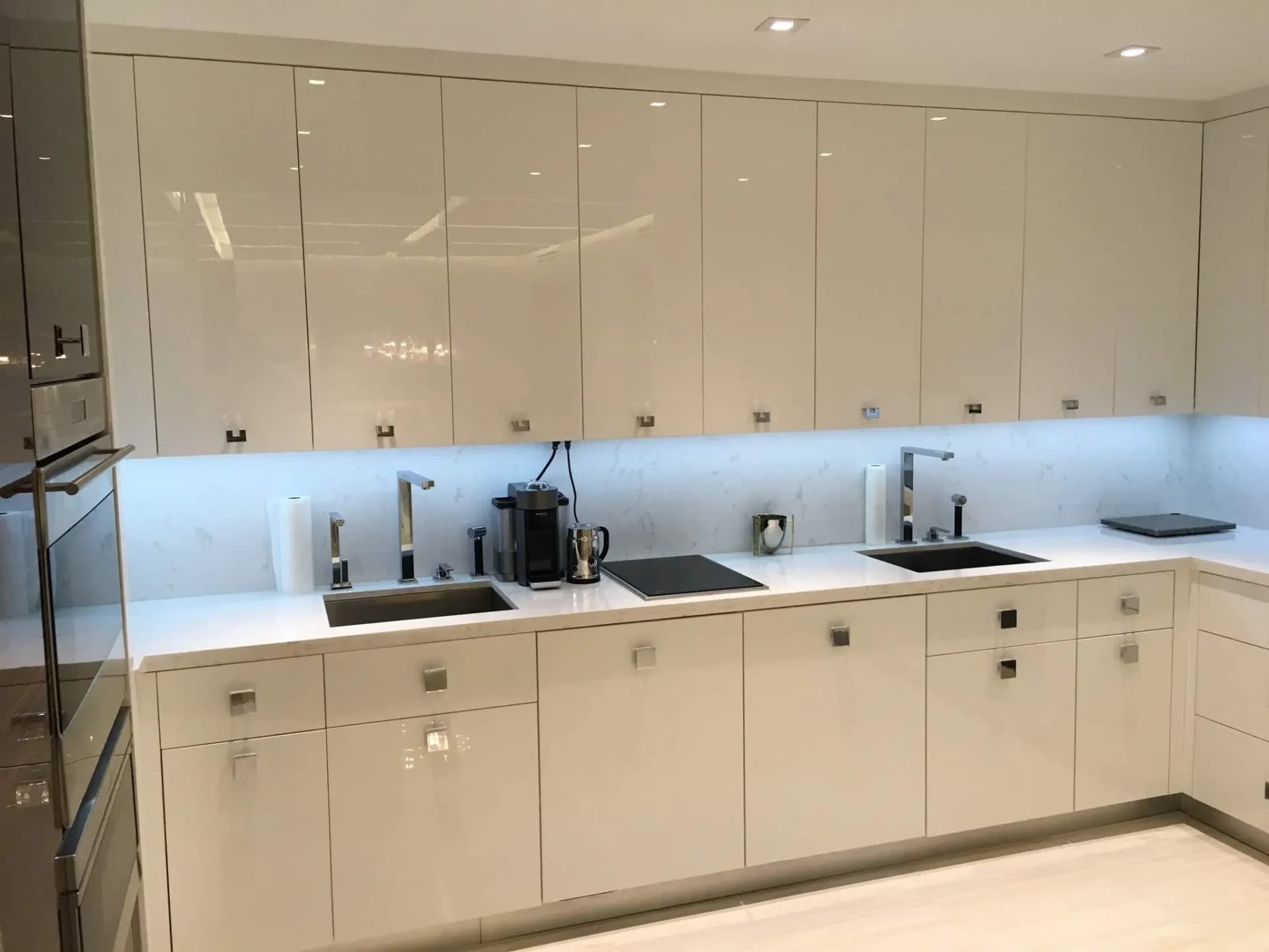 Modern custom cabinets in an Aventura kitchen remodel